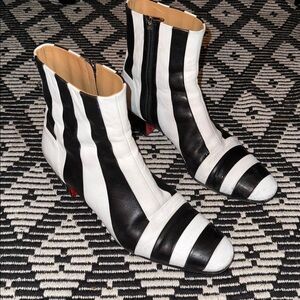 Christian Louboutin Men’s Sz 11 (44) Black & White Joker Zip Boots